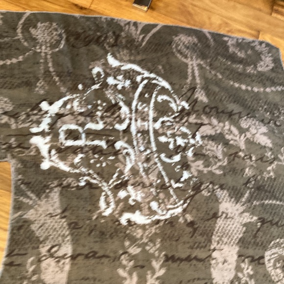 byDesign ‘Artists Series’ Shawl Butterfly Drape One Size Measures 41”x 54” flat. - Picture 12 of 16